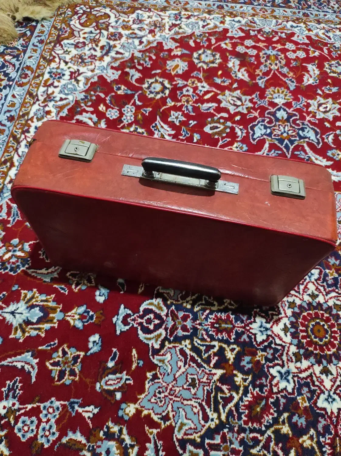 چمدان و دوربین کلکسیونی|کلکسیون اشیاء عتیقه|نوشهر, |دیوار