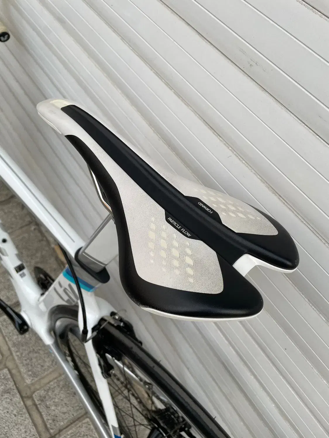 دوچرخه کورسی جاینت لیو|دوچرخه، اسکیت، اسکوتر|تهران, زعفرانیه|دیوار