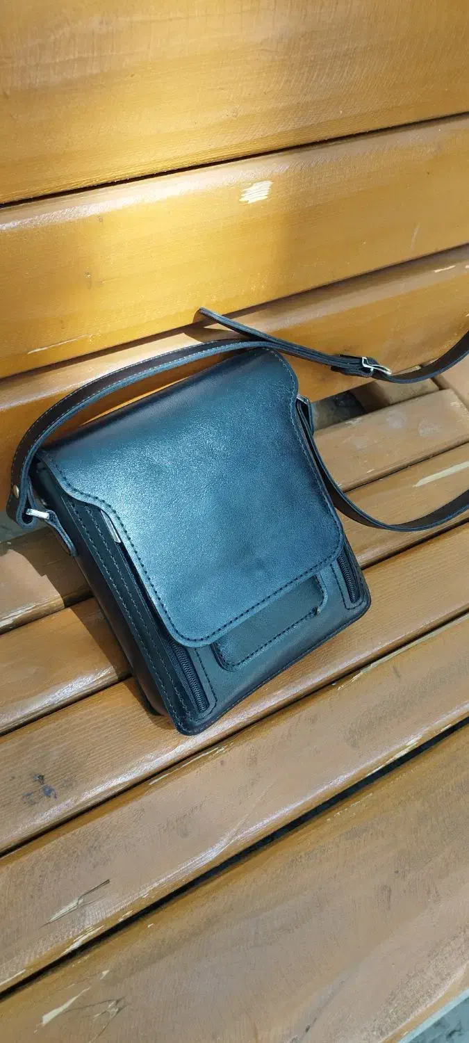 کیف دوشی چرم طبیعی|کیف، کفش، کمربند|اصفهان, بهارستان|دیوار