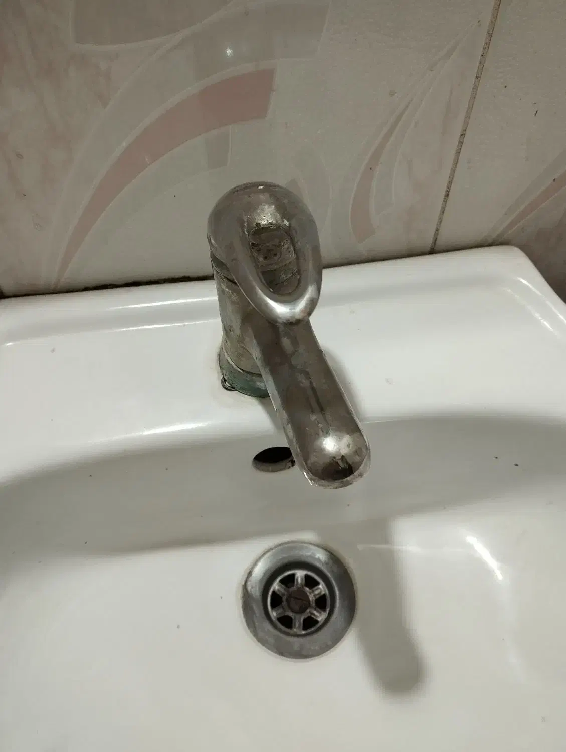 4 عدد شیر همراه سینگ|لوازم سرویس بهداشتی|مشهد, طلاب|دیوار