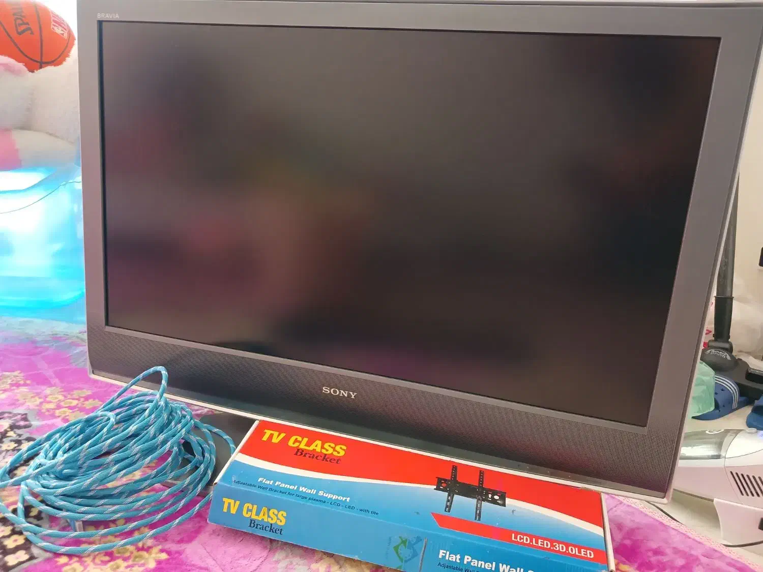 فروش تلویزون سونی با پایه نگهدارنده  و کابل hdmi|تلویزیون و پروژکتور|کیش, |دیوار