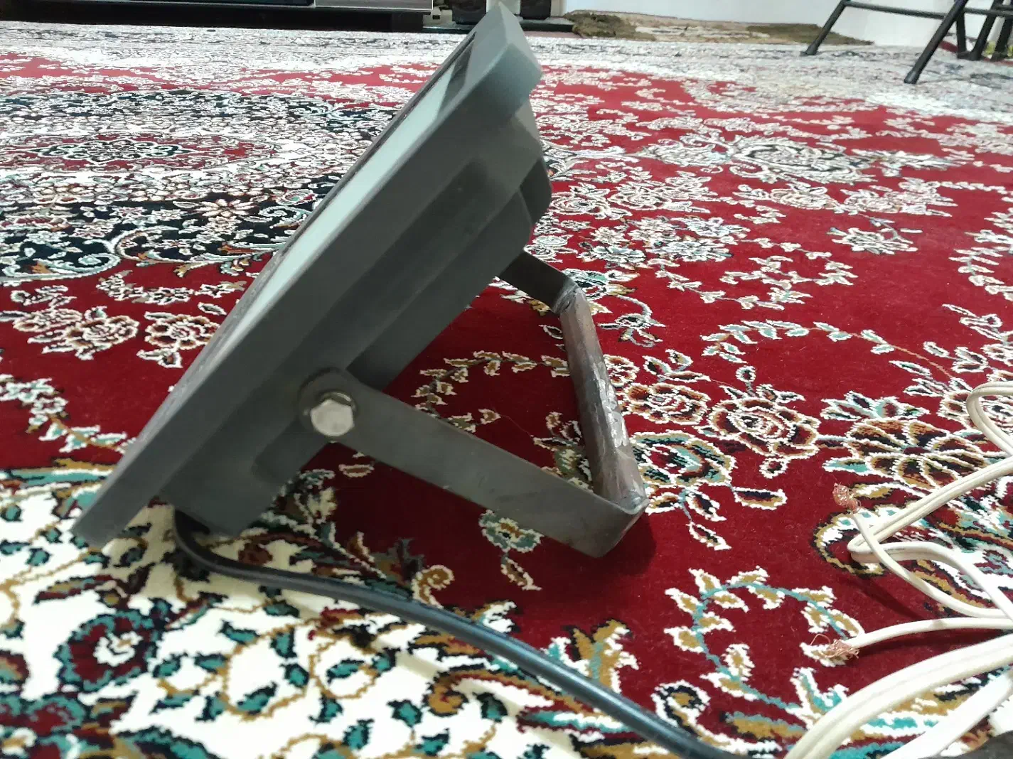 یک عدد پرژکتور ۱۰۰ وات|تلویزیون و پروژکتور|نظرآباد, نظرآباد|دیوار