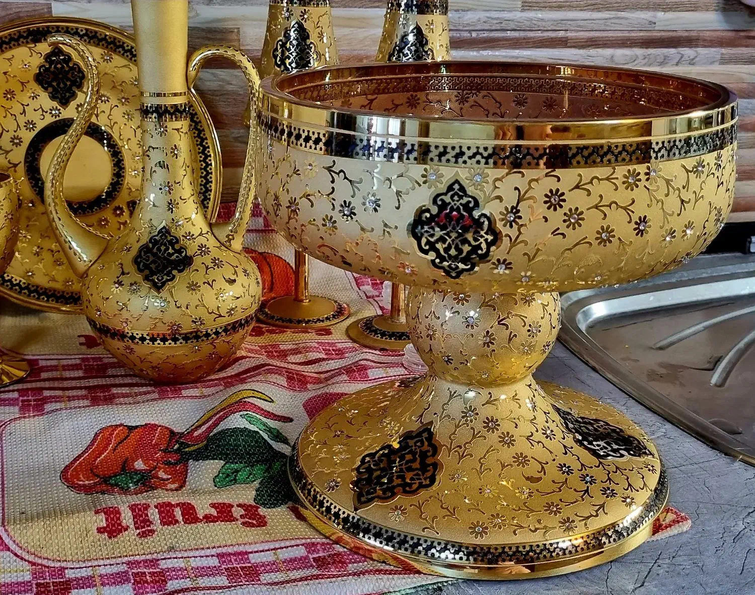 ظروف دکوری طلاکوب اصل ترک|صنایع دستی و سایر لوازم تزئینی|اصفهان, ارغوانیه|دیوار