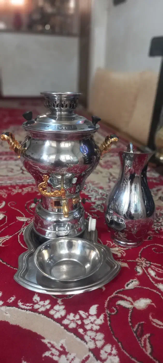 سماور ۶لتری افسون کار کرده ولی سالم تمیز|قوری، کتری، قهوه‌ساز دستی|تبریز, |دیوار