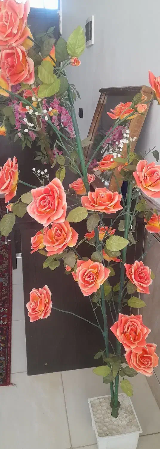 گل مصنوعی|گل مصنوعی|شیراز, کوشک میدان|دیوار