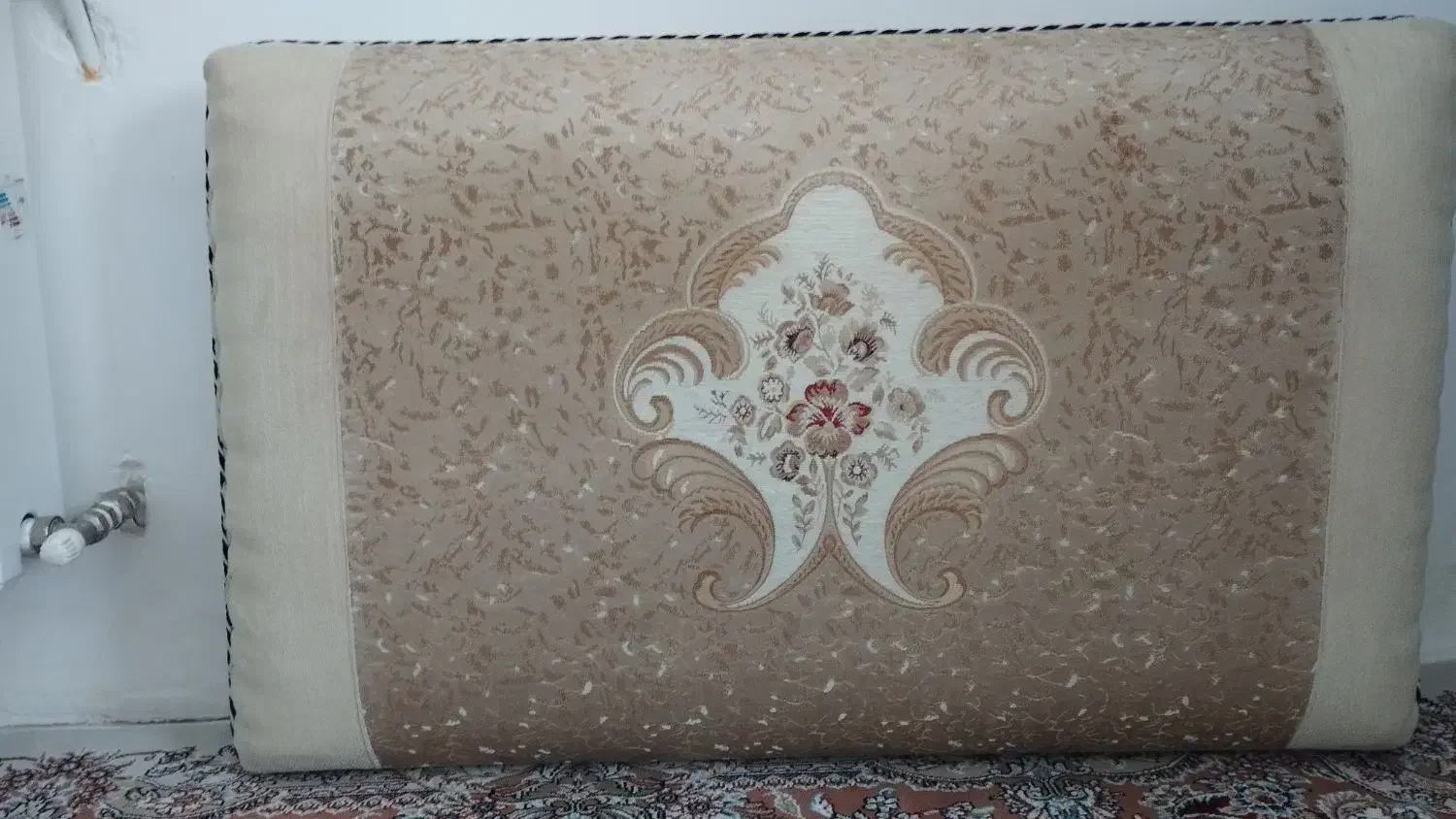 پشتی|پشتی|ایلام, |دیوار