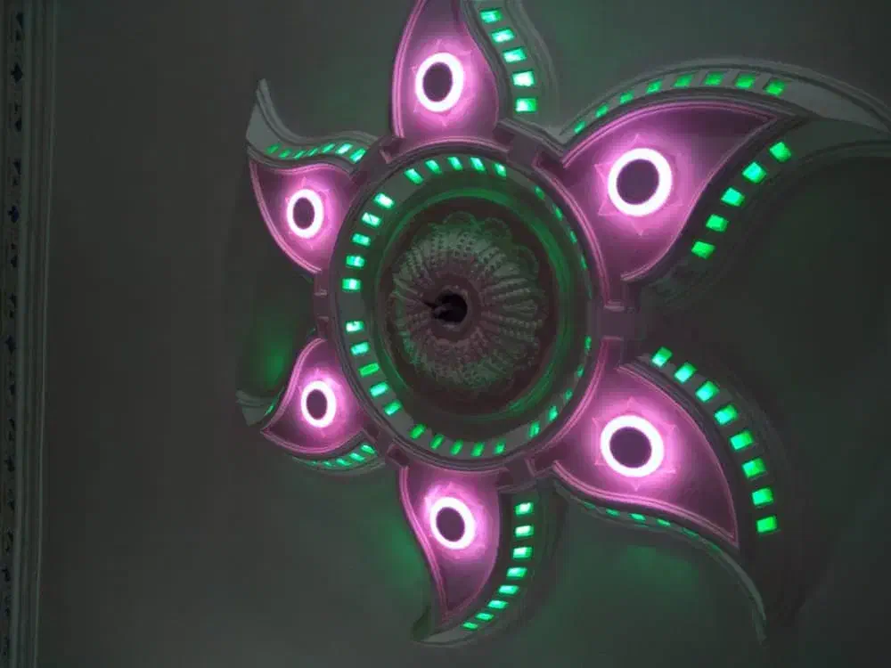 فروش گل های پیش ساخته گچی و آینه وقاب|گل مصنوعی|سراوان, |دیوار