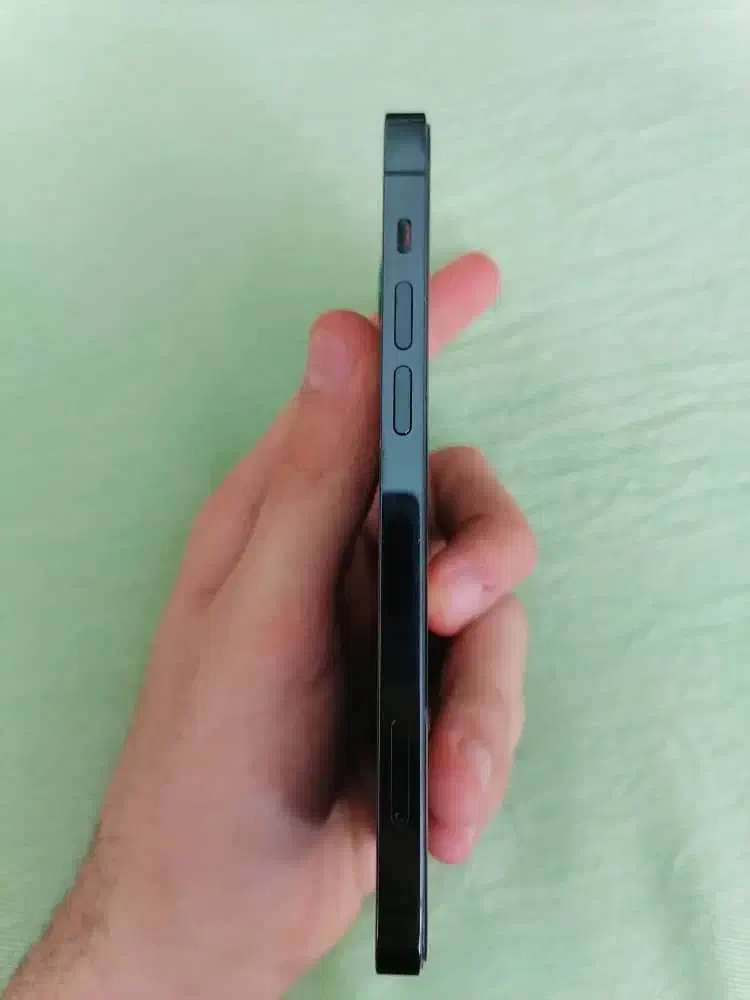 ایفون ۱۲ پرو در حد نو|موبایل|شیراز, دلجو|دیوار