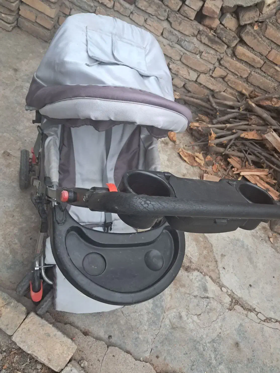 کالسکه بچه خاکستری|کالسکه و لوازم جانبی|مزرعه کتول, |دیوار