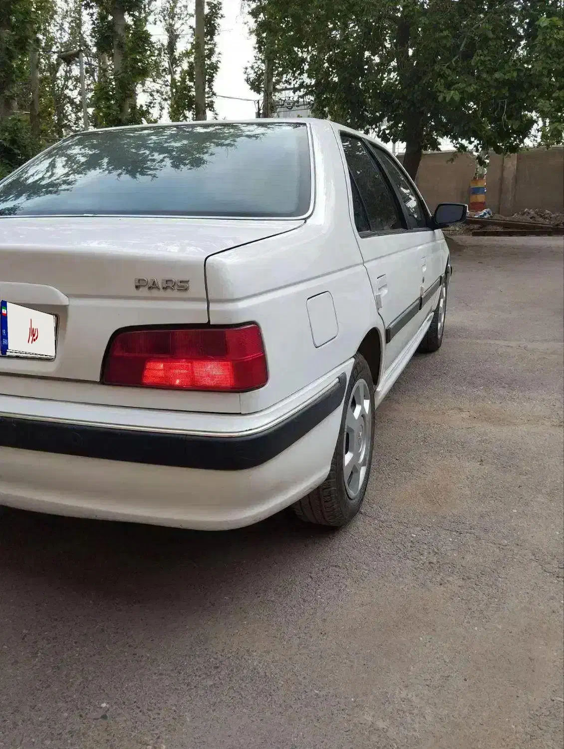 پژوپارس۴۰۲|خودرو سواری و وانت|نیشابور, شهرک رسولی|دیوار