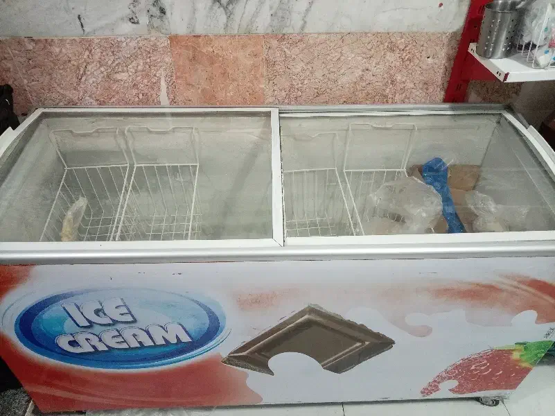 یخچال صندوقی وایستاده فروشی|کافیشاپ و رستوران|مشهد, رده|دیوار