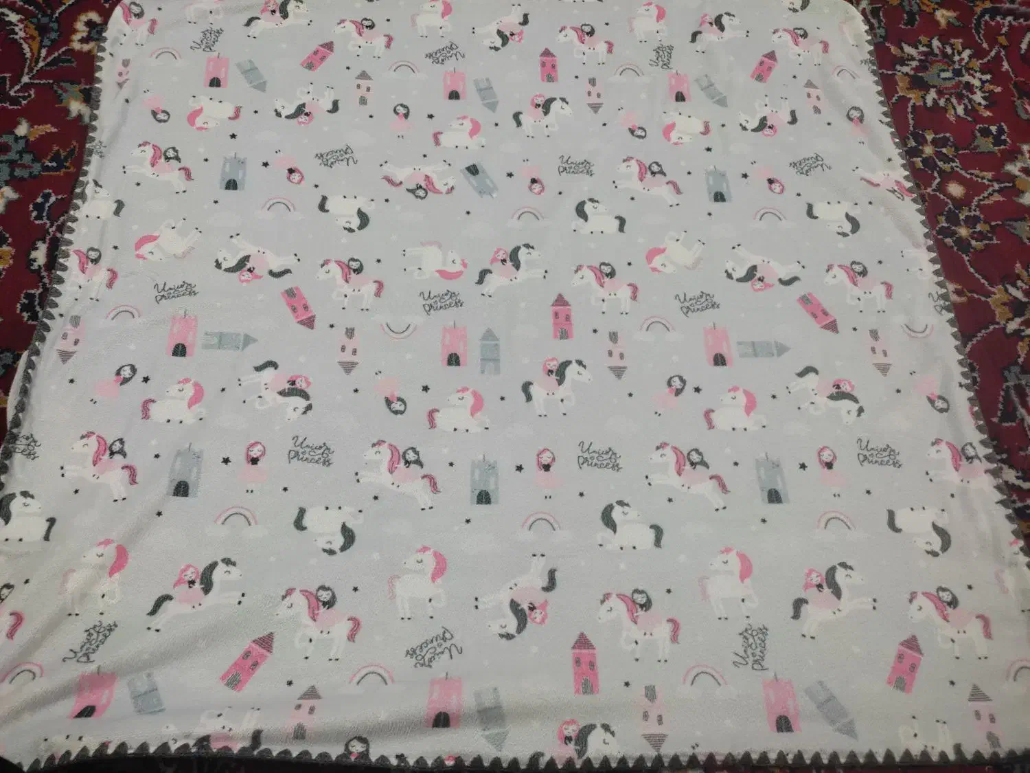 پتو کلاه دار خارجی|رختخواب، بالش، پتو|قم, مجیدیه|دیوار