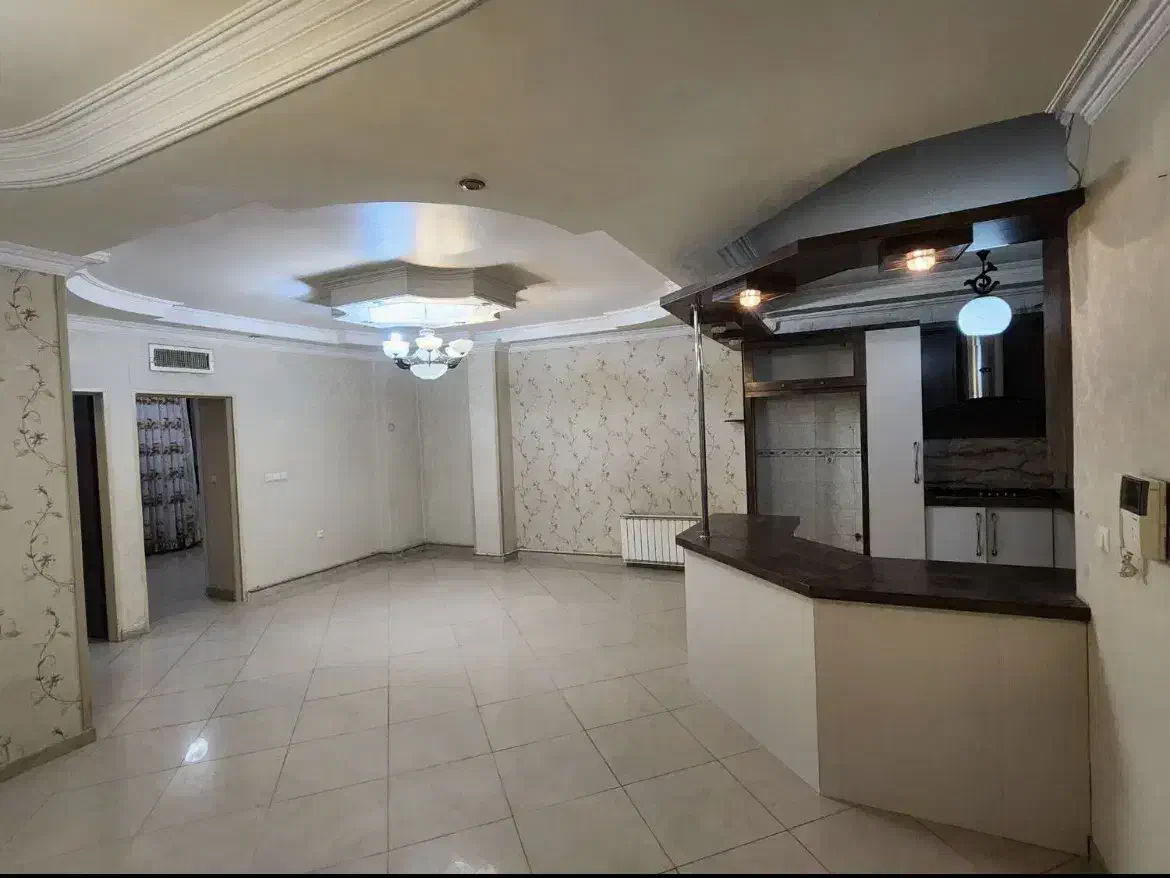 آپارتمان ۹۰ متری/خوش قیمت/پارکینگ اختصاصی|اجارهٔ آپارتمان|کرج, گلشهر|دیوار