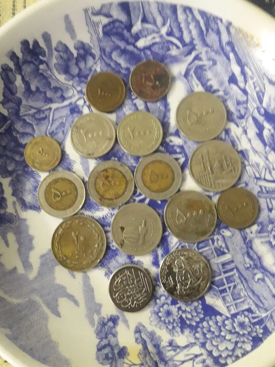 مقداری سکه و اسکناس قدیمی وسریالی|کلکسیون سکه، تمبر، اسکناس|مشهد, حضرت حجت|دیوار