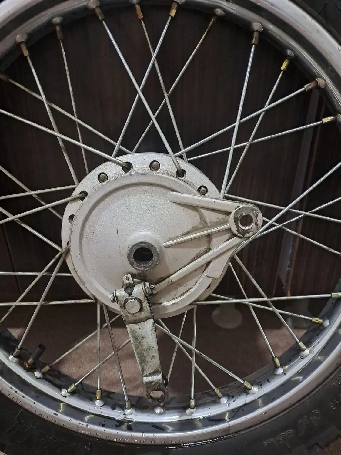 رینگ و لاستیک موتور هوندا|قطعات یدکی و لوازم جانبی|رشت, هلال احمر|دیوار