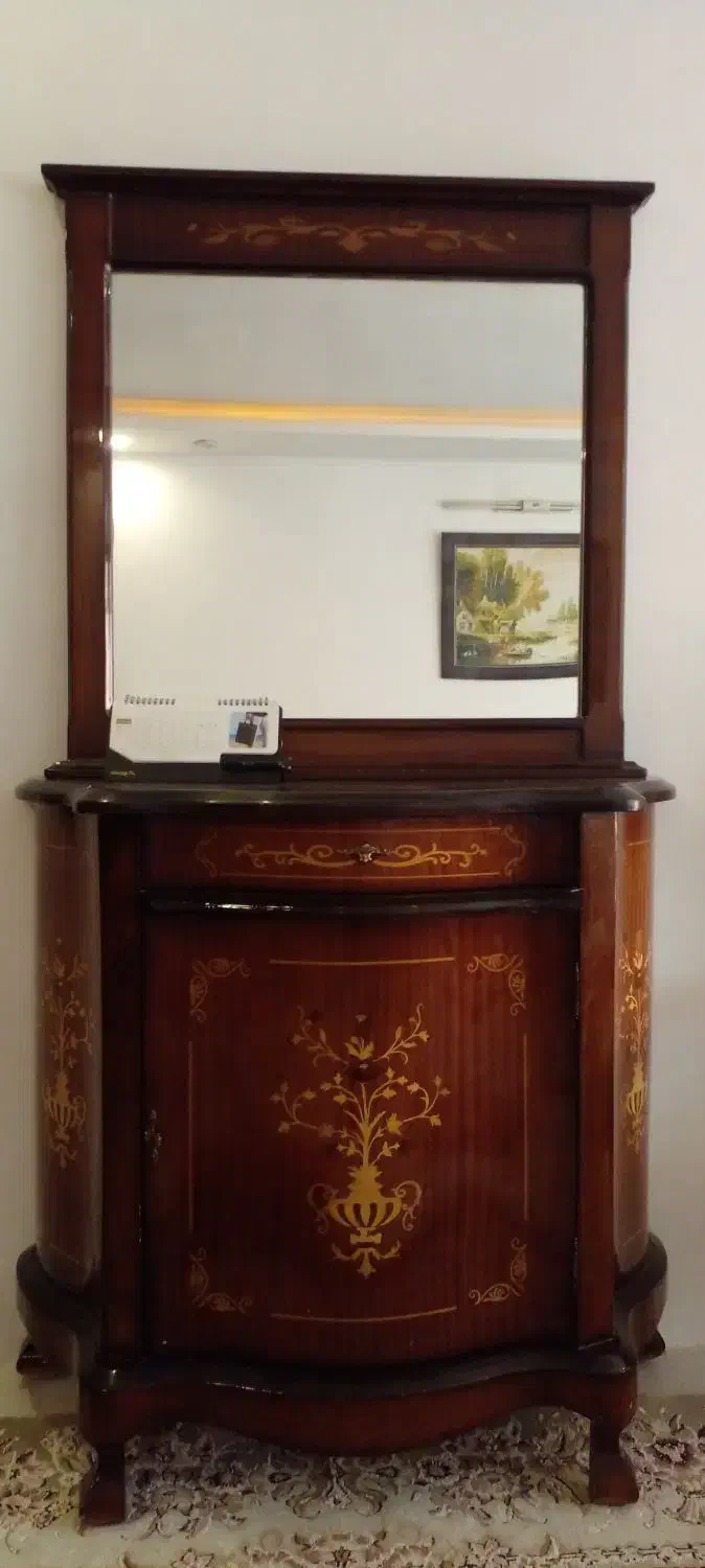 میزکنسول وگنجه ایتالیایی وآنتیک|بوفه، ویترین، کنسول|مشهد, انصار|دیوار