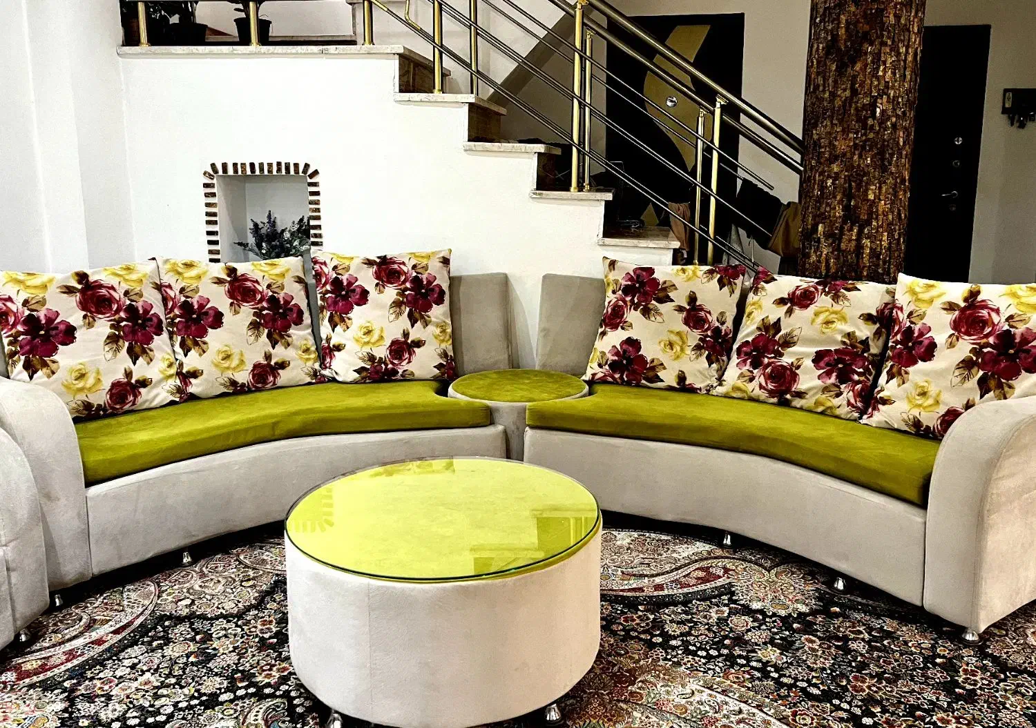 فروش مبل راحتی نیم دایره|مبلمان خانگی و میز عسلی|تنکابن, |دیوار