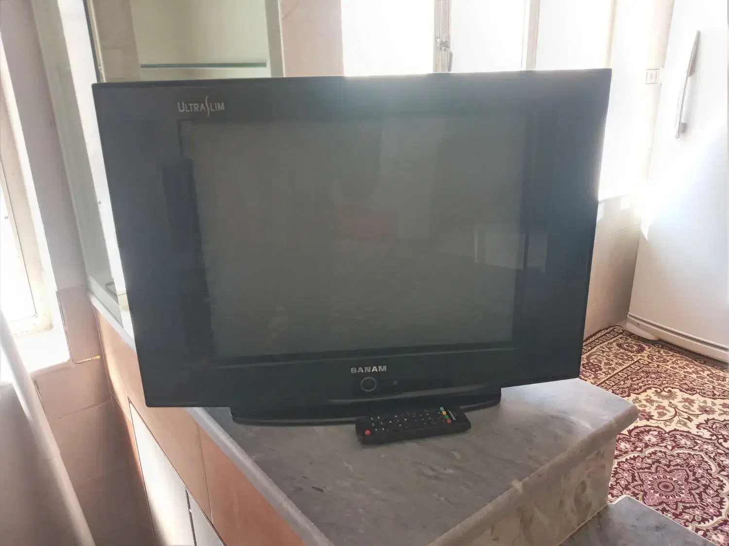 میز شیشه وتلویزیون|میز تلویزیون|حبیب آباد, |دیوار