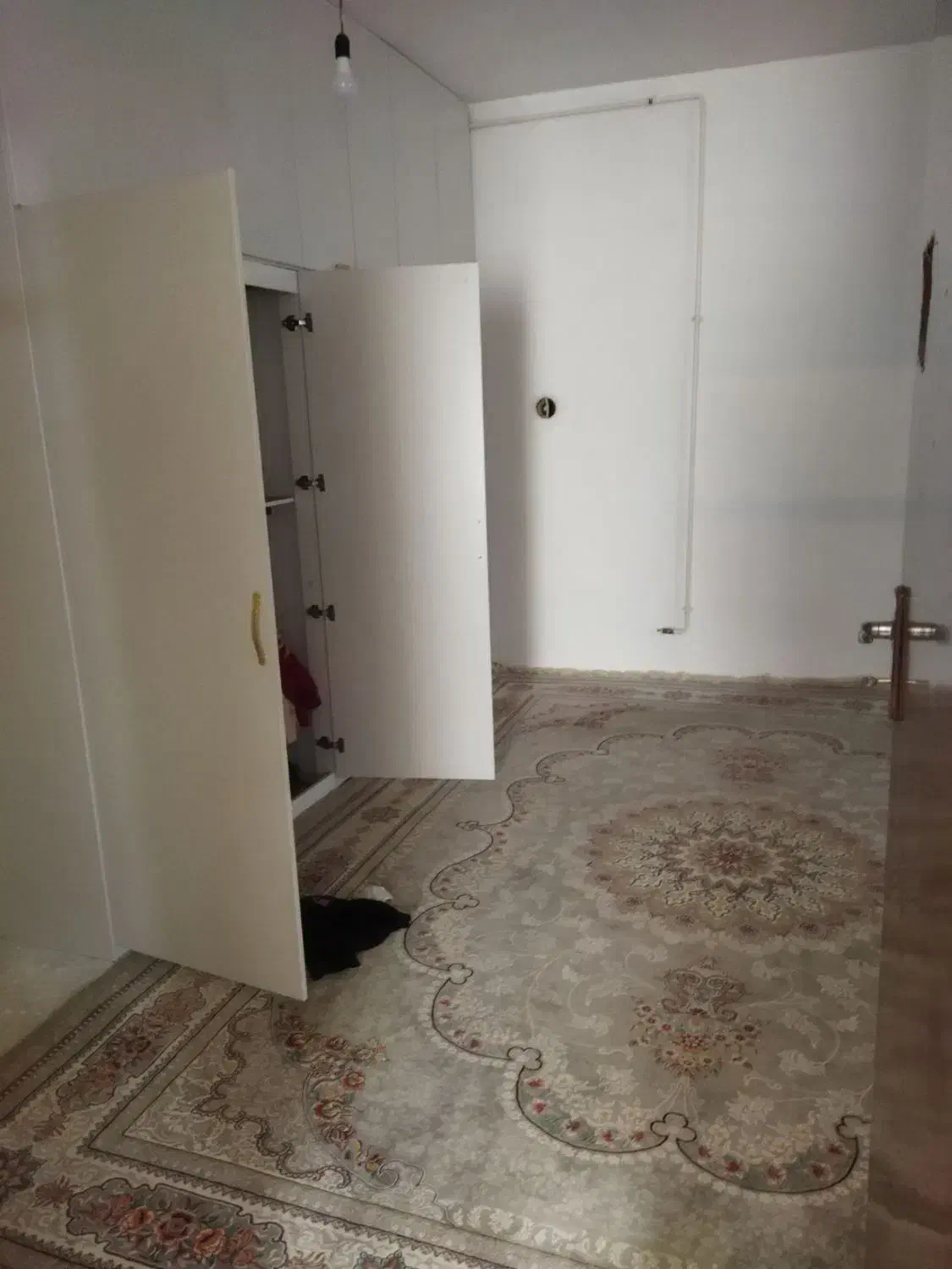 حیاط ویلایی|فروش خانه و ویلا|کبودرآهنگ, |دیوار