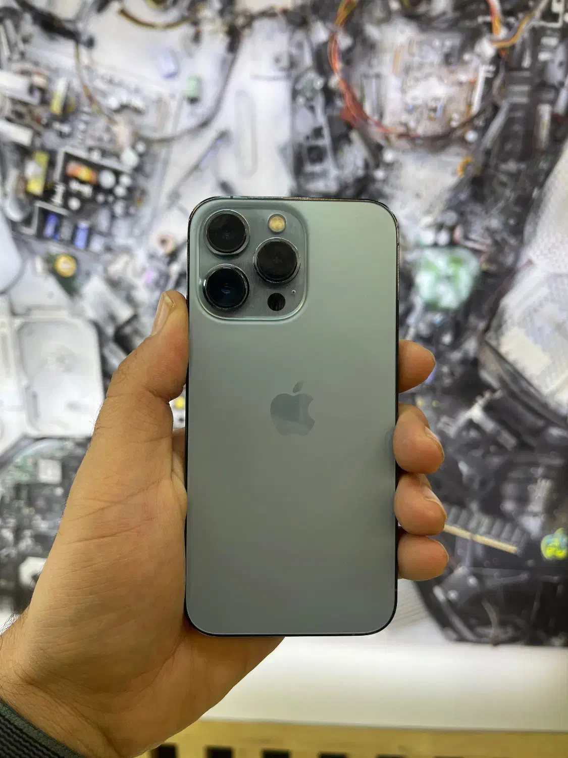 ایفون 13proرنگ ابی پارت نامبرRK/A یک ترابایت|موبایل|اصفهان, مفتح|دیوار