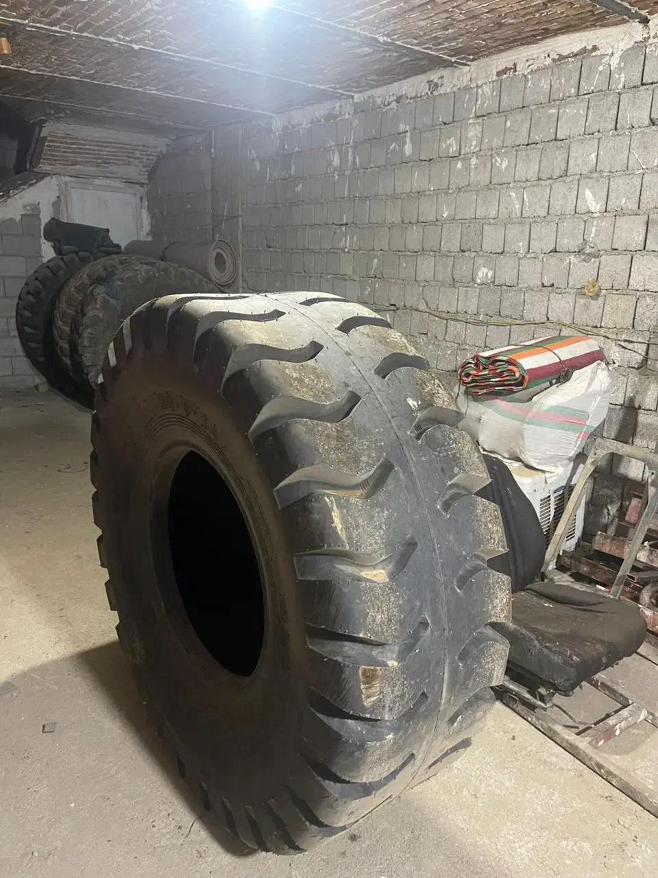 لاستیک لودر|قطعات یدکی و لوازم جانبی|پیرانشهر, |دیوار