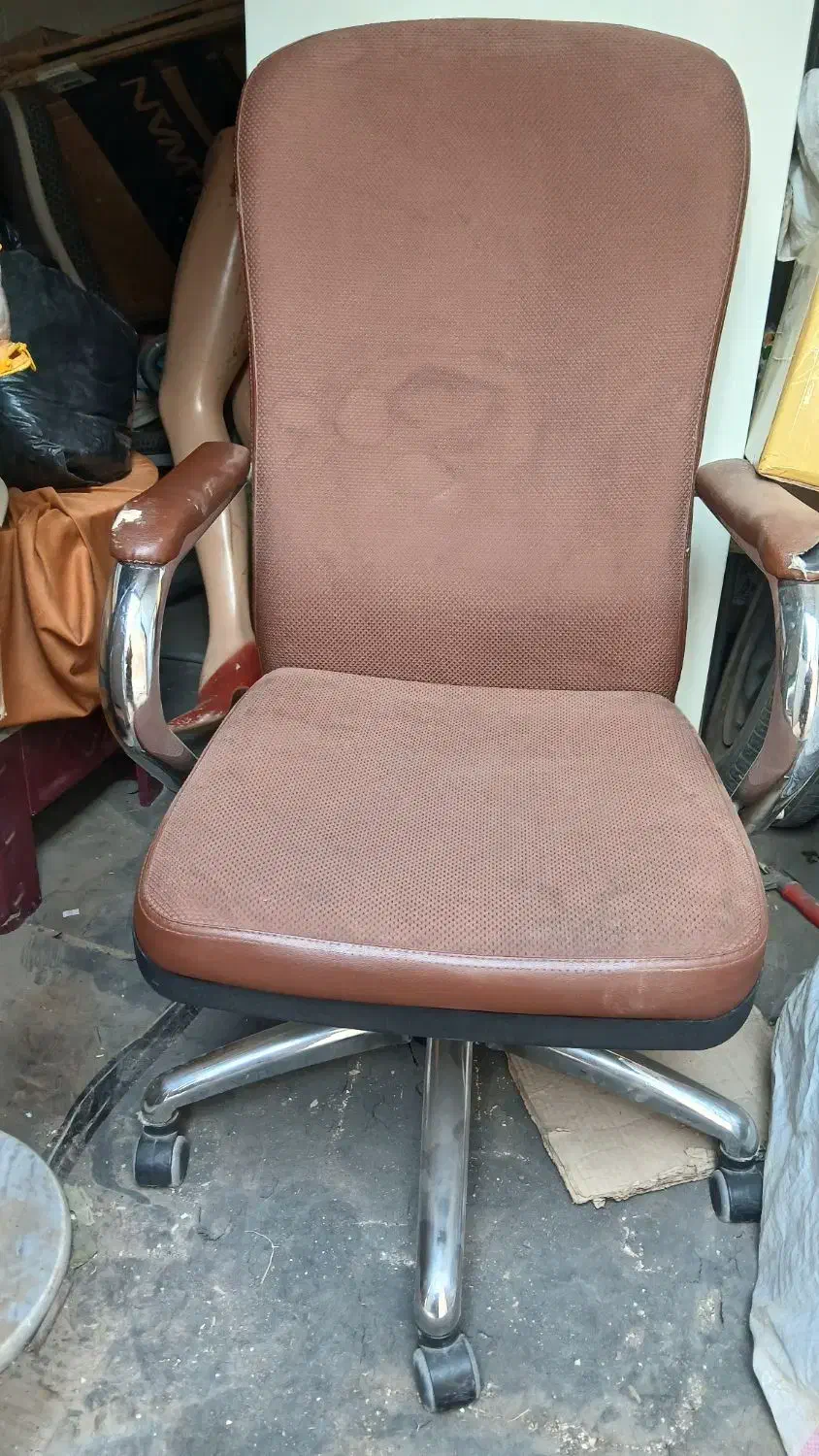 صندلی چرخشی|صندلی و نیمکت|قصرشیرین, |دیوار