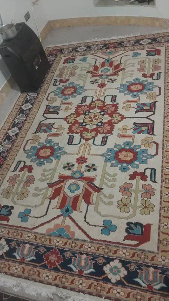 فرش ۹متری سالم فقط ۱۵۰۰|فرش|شیراز, علوم پزشکی|دیوار