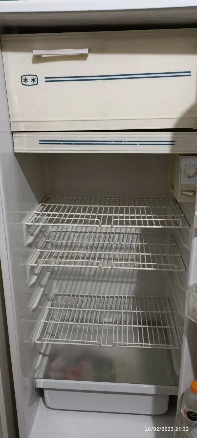 یخچال معمولی|یخچال و فریزر|بشاریات, |دیوار