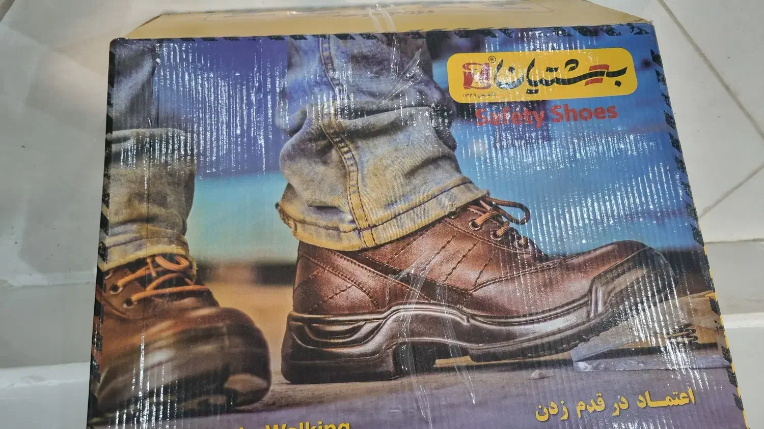 کفش کار  چرم.  برند معروف|کیف، کفش، کمربند|بندرعباس, |دیوار