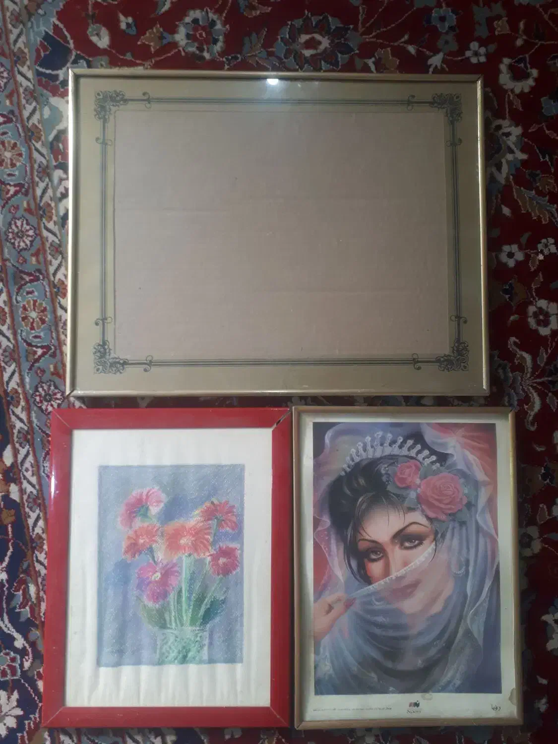 سه عدد قاب عکس تمیز ۳تا ۲۰۰ تومن|تابلو، نقاشی، عکس|اهواز, کوی رمضان|دیوار