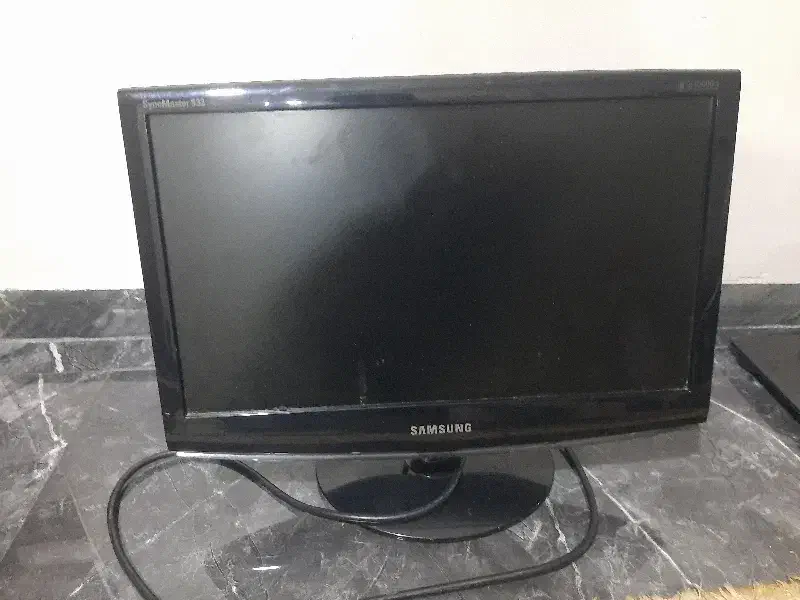 مانیتور کامپیوتر|رایانه رومیزی|کلاله, |دیوار