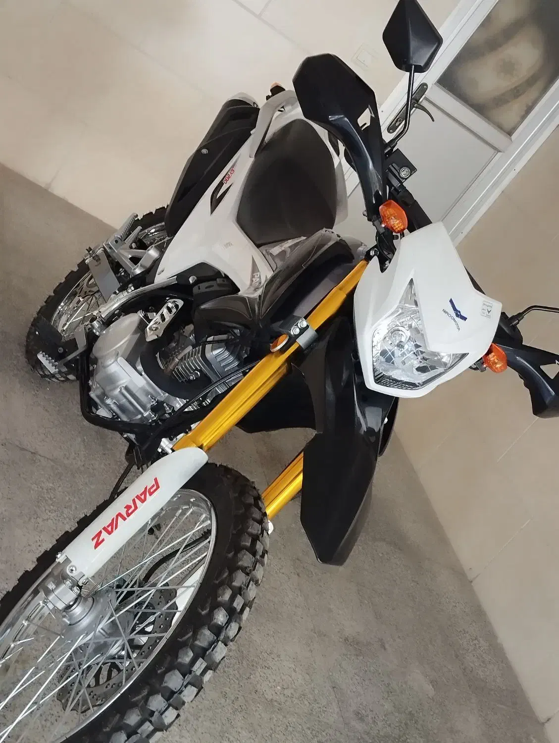 تریل ۲۰۰ پرواز|موتورسیکلت|شیراز, قدوسی شرقی|دیوار