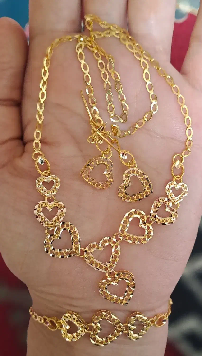 طلا نو|جواهرات|نیشابور, فردوس شمالی|دیوار