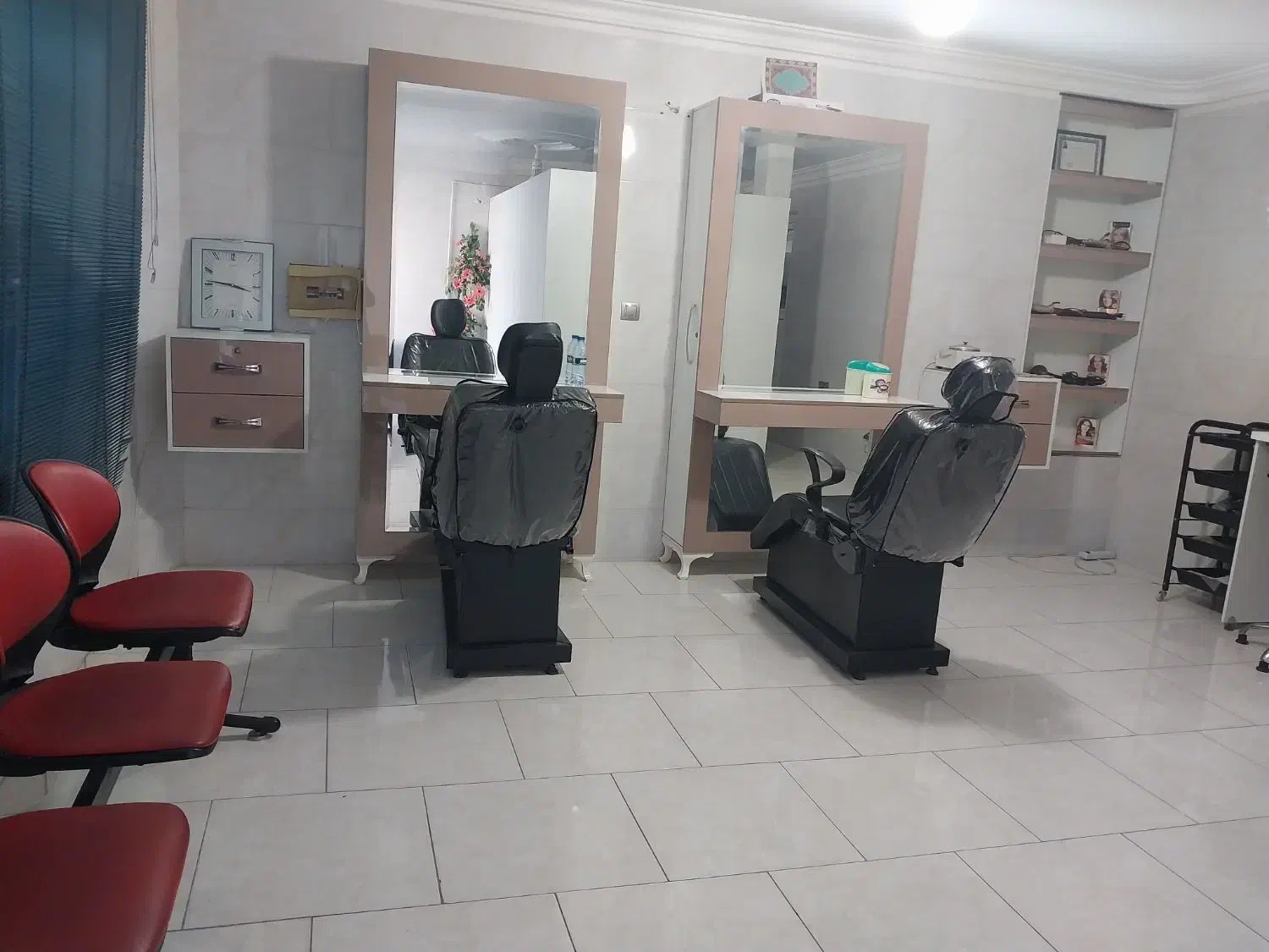 فروش کل وسایل سالن|آرایشگاه و سالنهای زیبایی|ارومیه, |دیوار