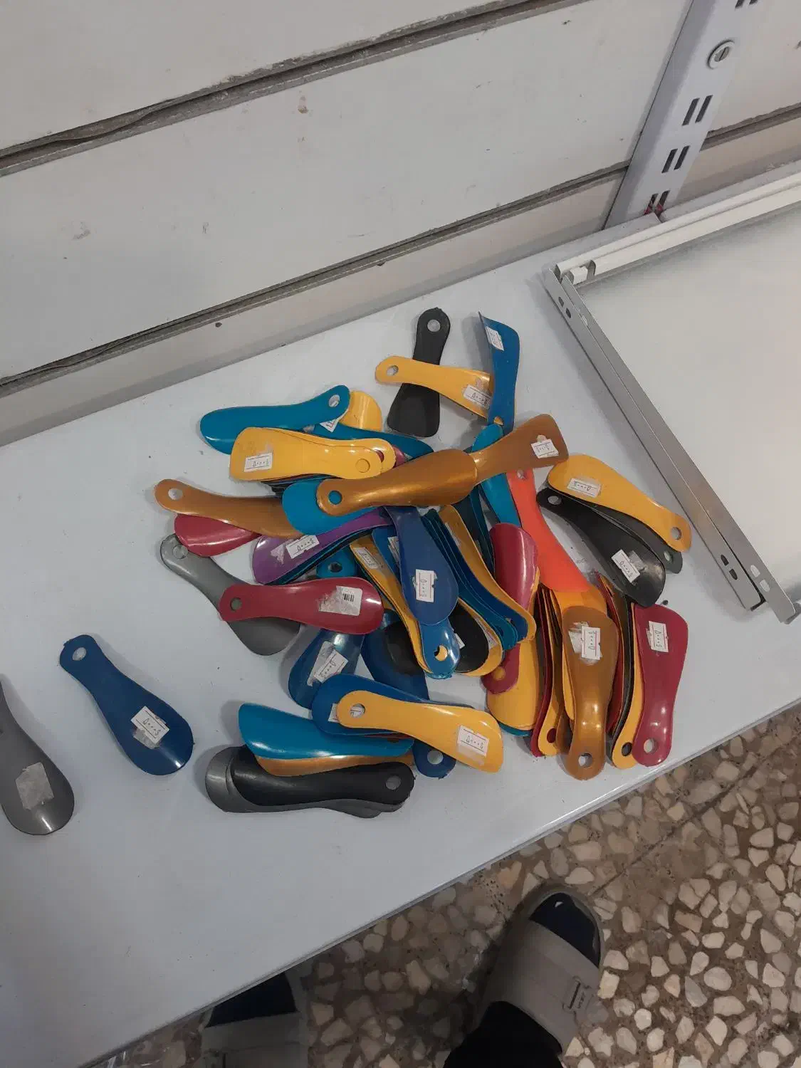 پاشنه کش پلاستیکی  حراج|عمده‌فروشی|رشت, توشیبا|دیوار