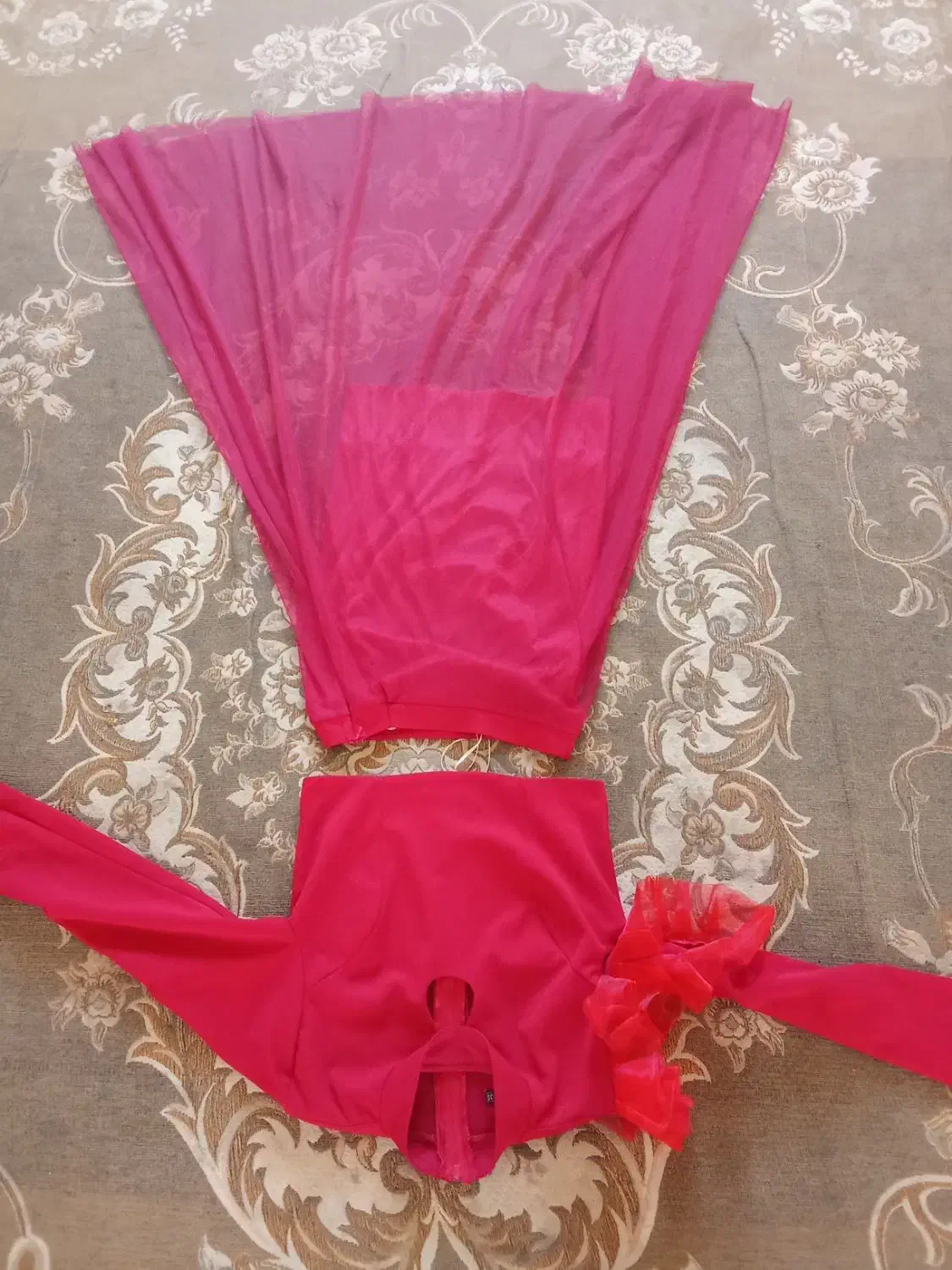 لباس|لباس|تربت جام, معدآباد|دیوار