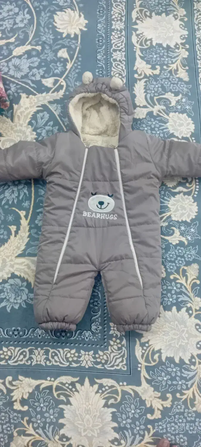 سرهمی بچه|کفش و لباس بچه|رزن, |دیوار