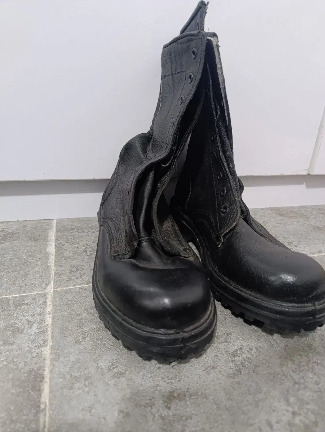 بوتین چرم اصلی نظامی|کیف، کفش، کمربند|عنبرآباد, |دیوار