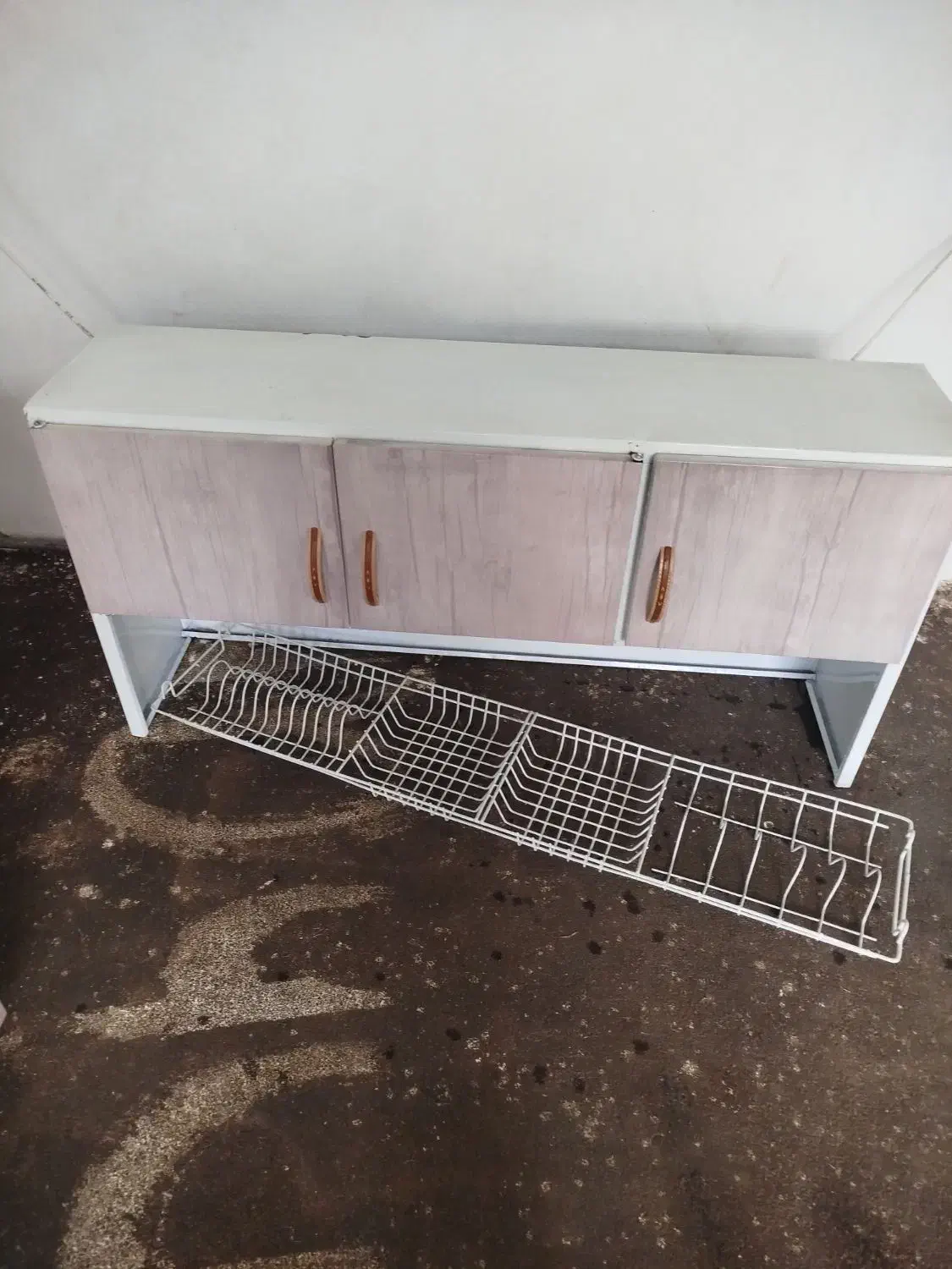 حسن اباد|آبچکان و نظمدهنده ظروف|اردبیل, |دیوار