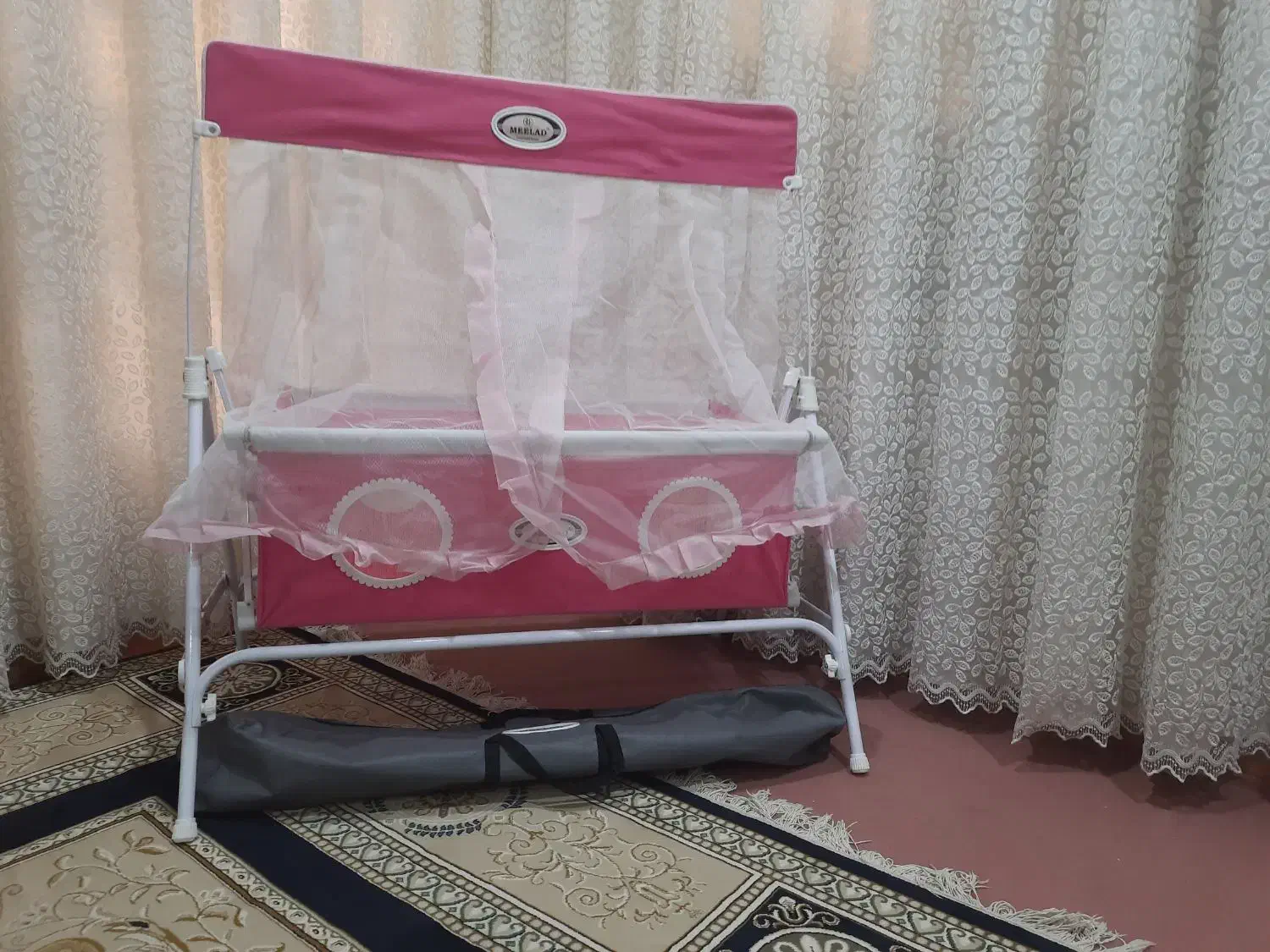 گهواره تاشو میلاد|تخت و صندلی بچه|آبادان, |دیوار