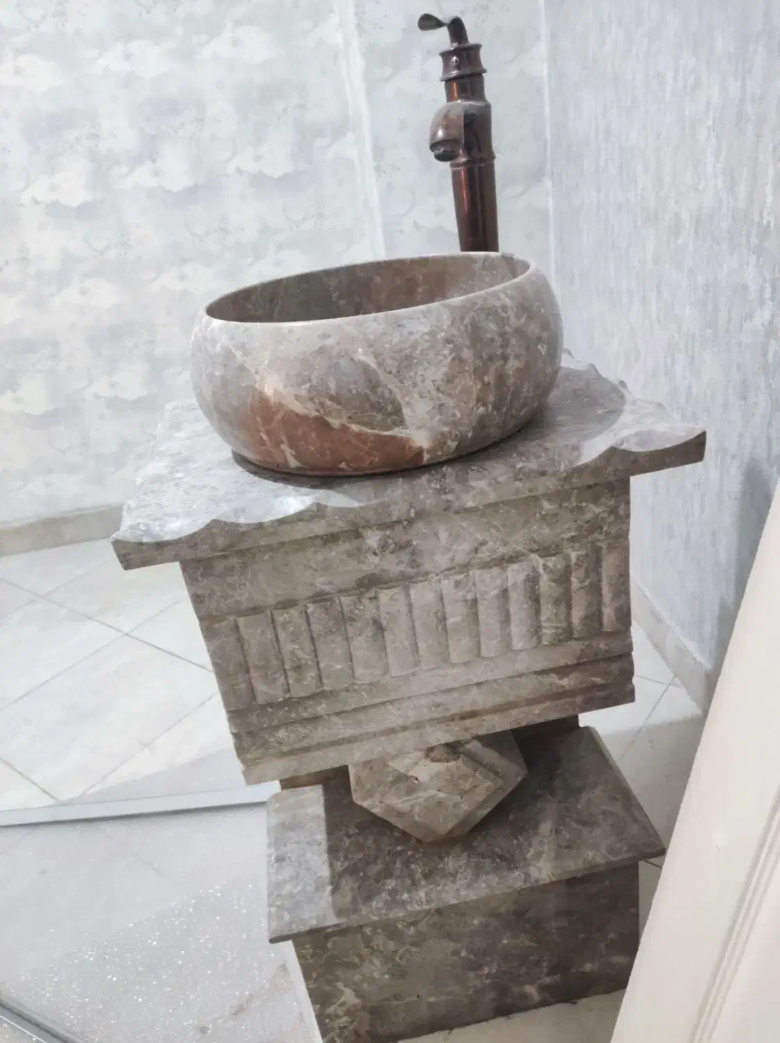 روشویی همراه باشیرالات کاملا سالم|لوازم سرویس بهداشتی|اسلام‌شهر, شهرک مفیدی|دیوار