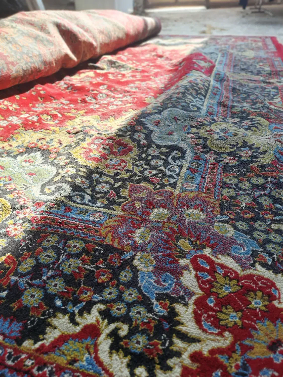 پشتی ۱۰ عدد فرش ۱۲ متری قالیچه ۴ متری|فرش|لاهیجان, مهرگان|دیوار