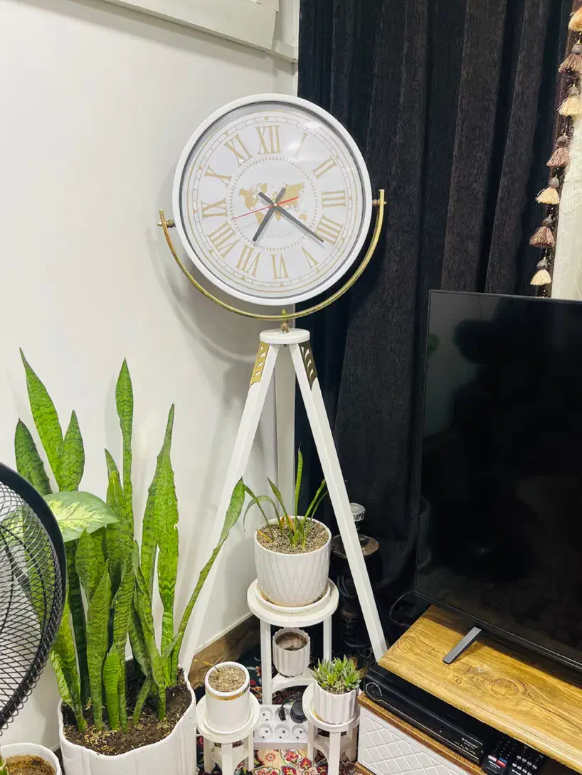 ساعت ایستاده در حد نو|ساعت دیواری و تزئینی|بندر ماهشهر, |دیوار