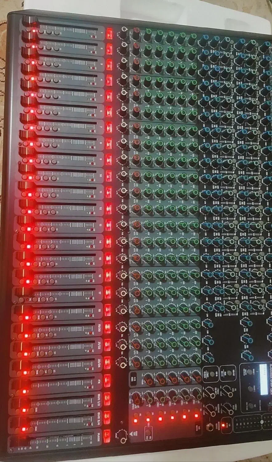 میکسر صدا rcf e-24|صوتی و تصویری|تهران, زعفرانیه|دیوار