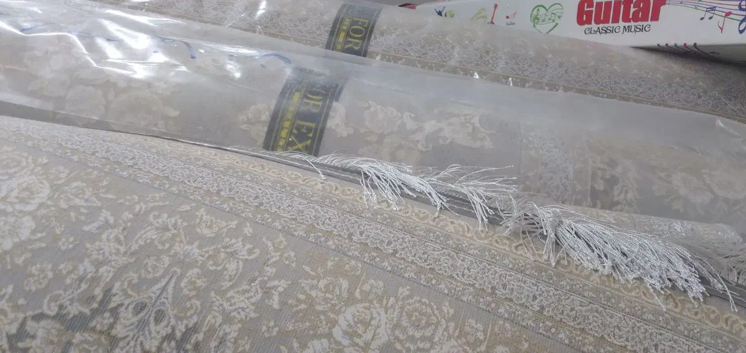 فرش طوسی طلایی طلاکوب برجسته|فرش|برخوار, |دیوار