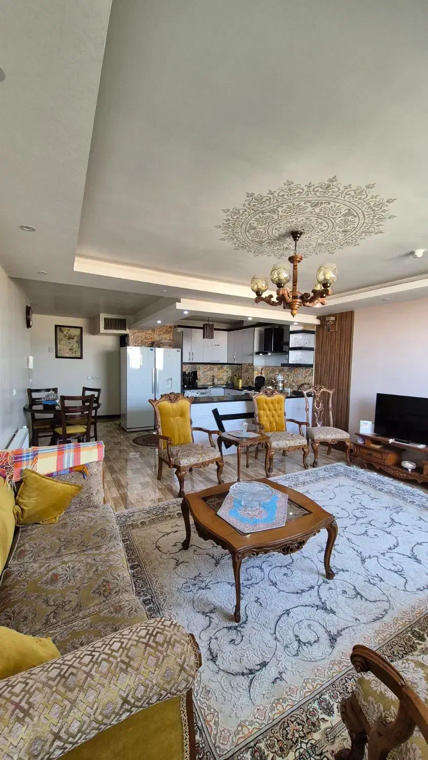 جنوبی 2 نبش / اقبال لاهوری / خوش نقشه|فروش آپارتمان|شاهینشهر, اقبال لاهوری|دیوار