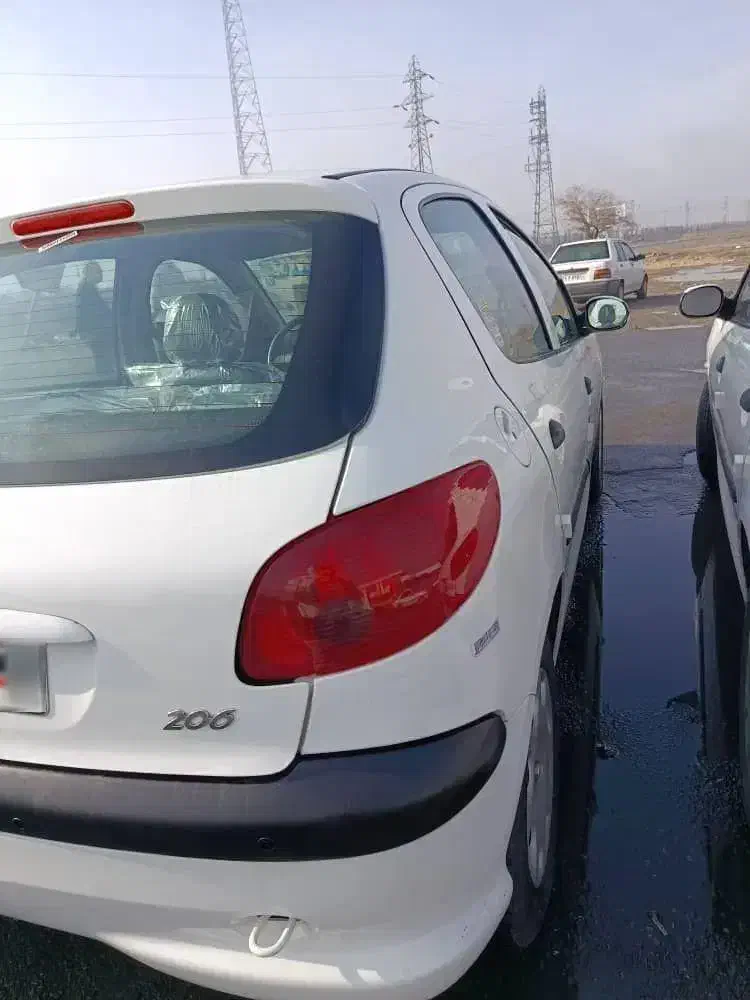 پژو۲۰۶ آس بدون نقطه بدون ضربه مدل۹۹|خودرو سواری و وانت|رشت, استقامت ۱|دیوار