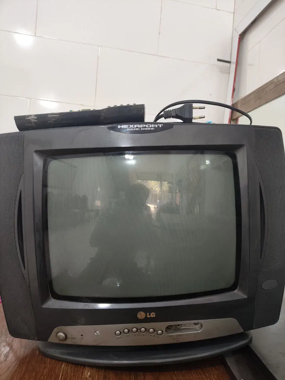 تلویزیون ال جی سالم|تلویزیون و پروژکتور|خرم‌آباد, |دیوار