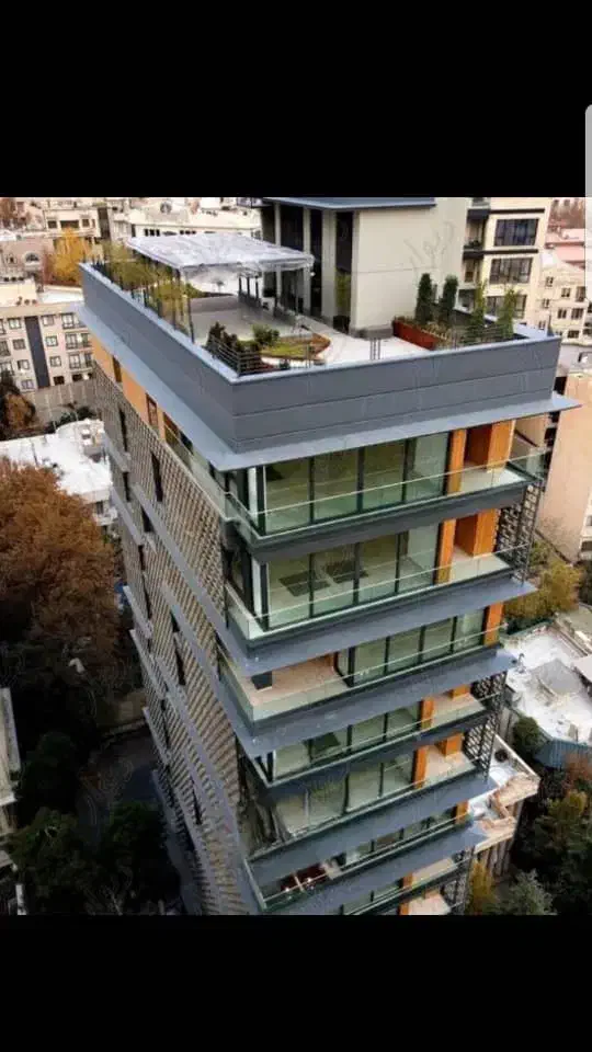 ۵۰۰متر پنت هاوس فرمانیه/ نوساز/ ۴پارکینگ