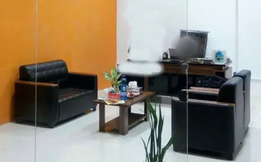 نیم ست میز و صندلی مدیریت و مبلمان اداری|مبلمان اداری|قزوین, |دیوار